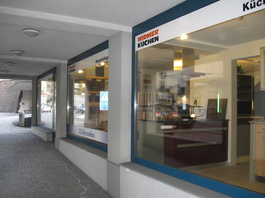 10-schaufenster-in-fussga-ngerarkade